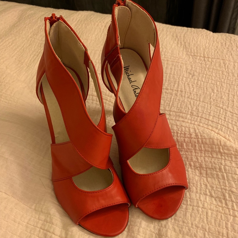 Red Michael Antonio Heels Size 5.5